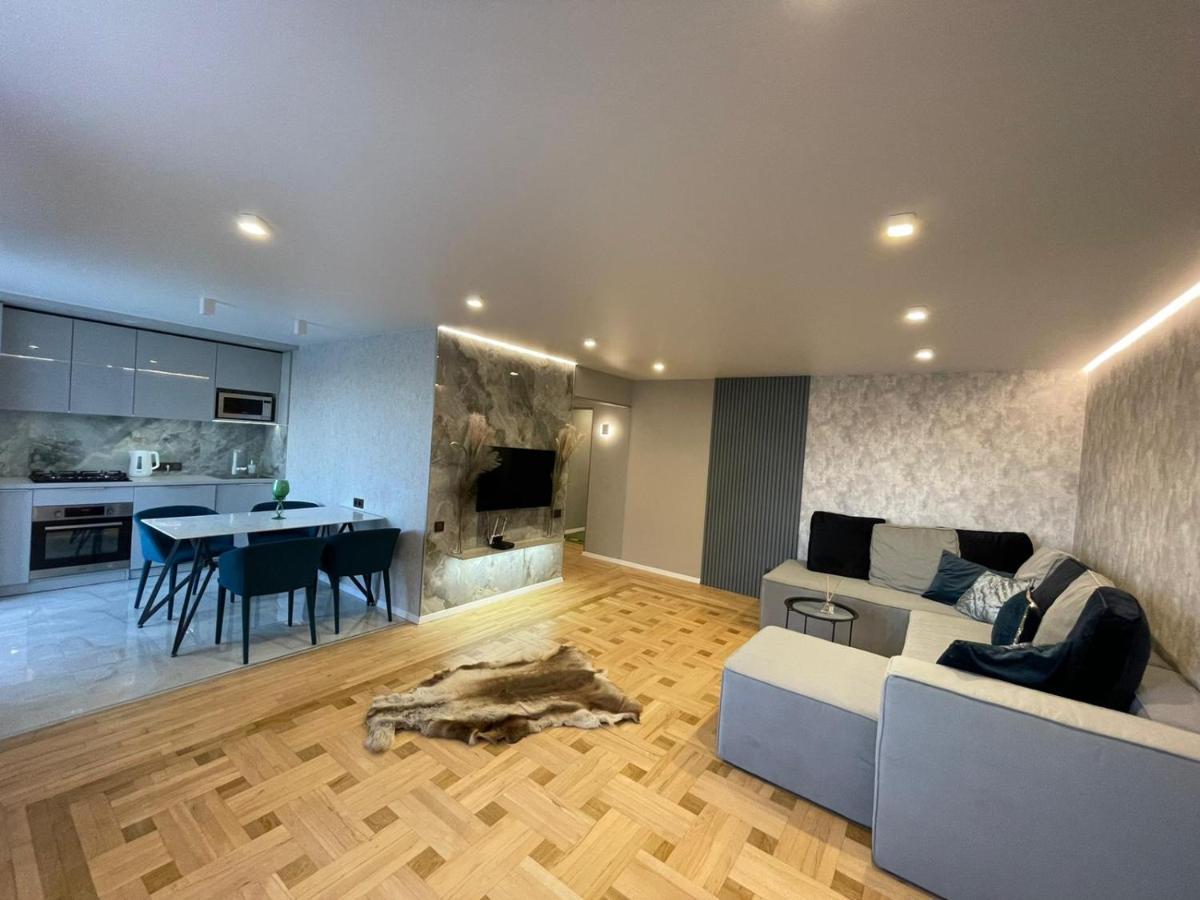 Citadel Vip Apartment 利沃夫 外观 照片
